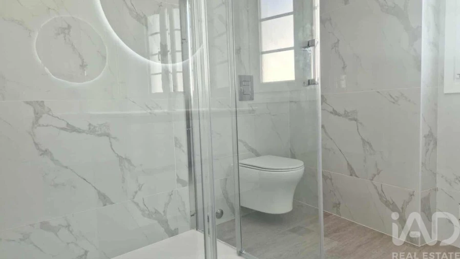 Moradia T5 para Venda em Valado dos Frades Foto 21