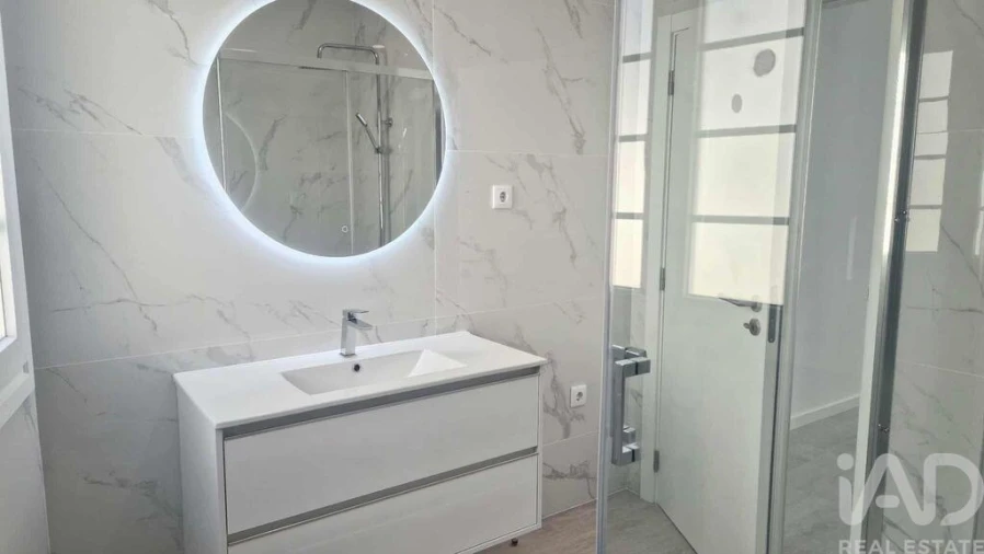 Moradia T5 para Venda em Valado dos Frades Foto 20