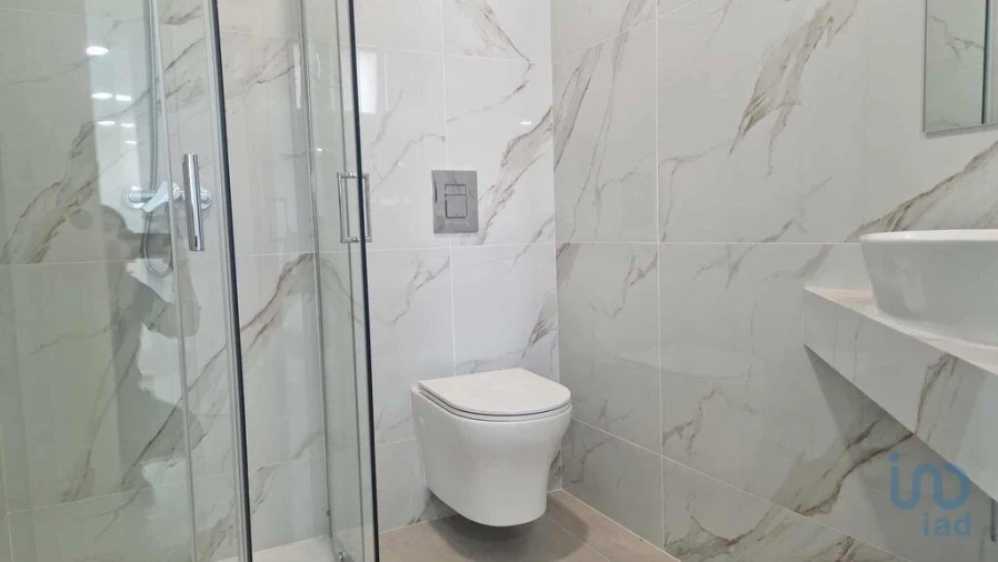 Moradia T5 para Venda em Valado dos Frades Foto 7