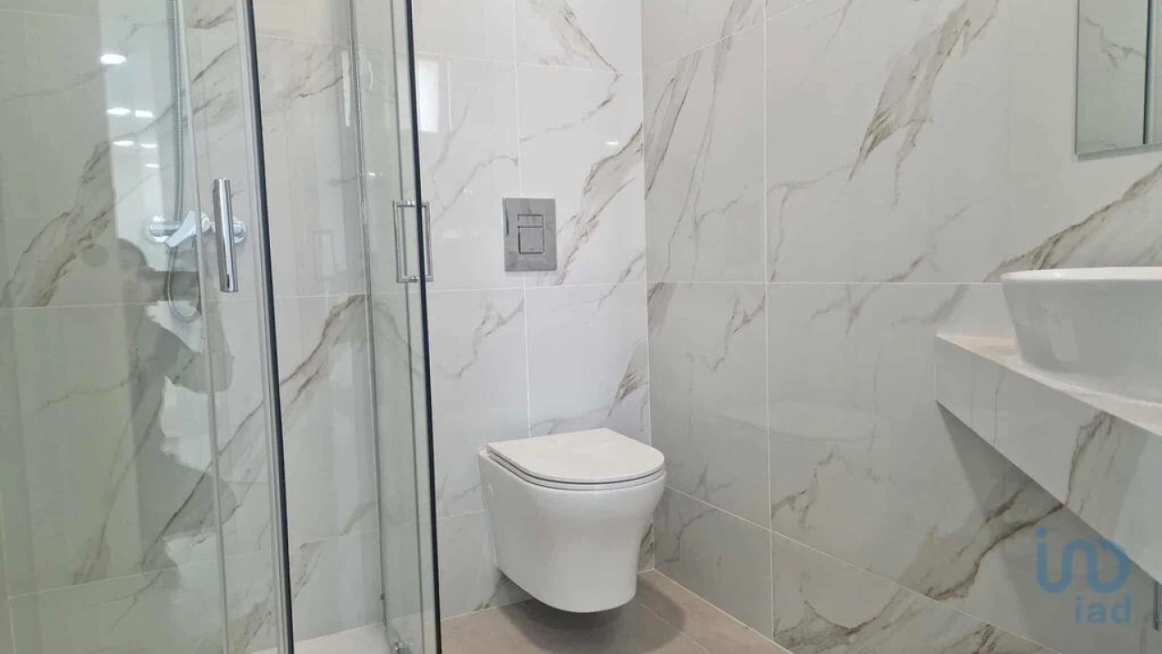 Moradia T5 para Venda em Valado dos Frades Foto 7