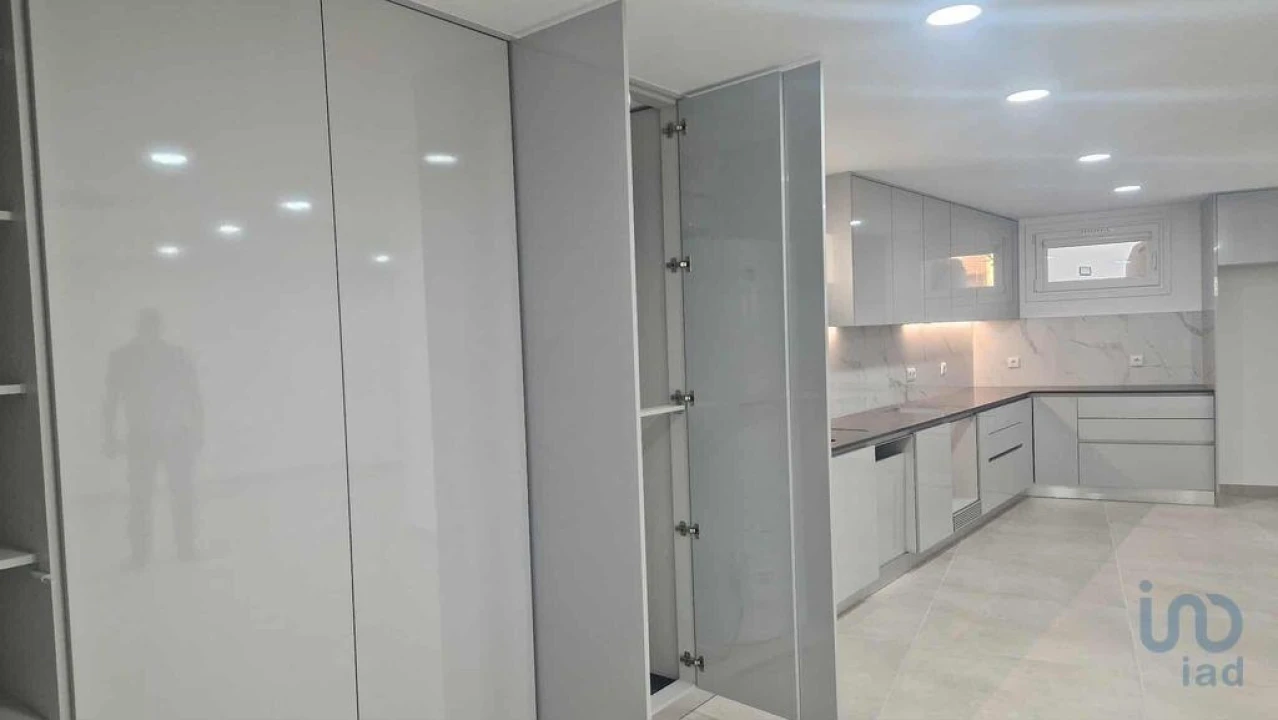 Moradia T5 para Venda em Valado dos Frades Foto 11