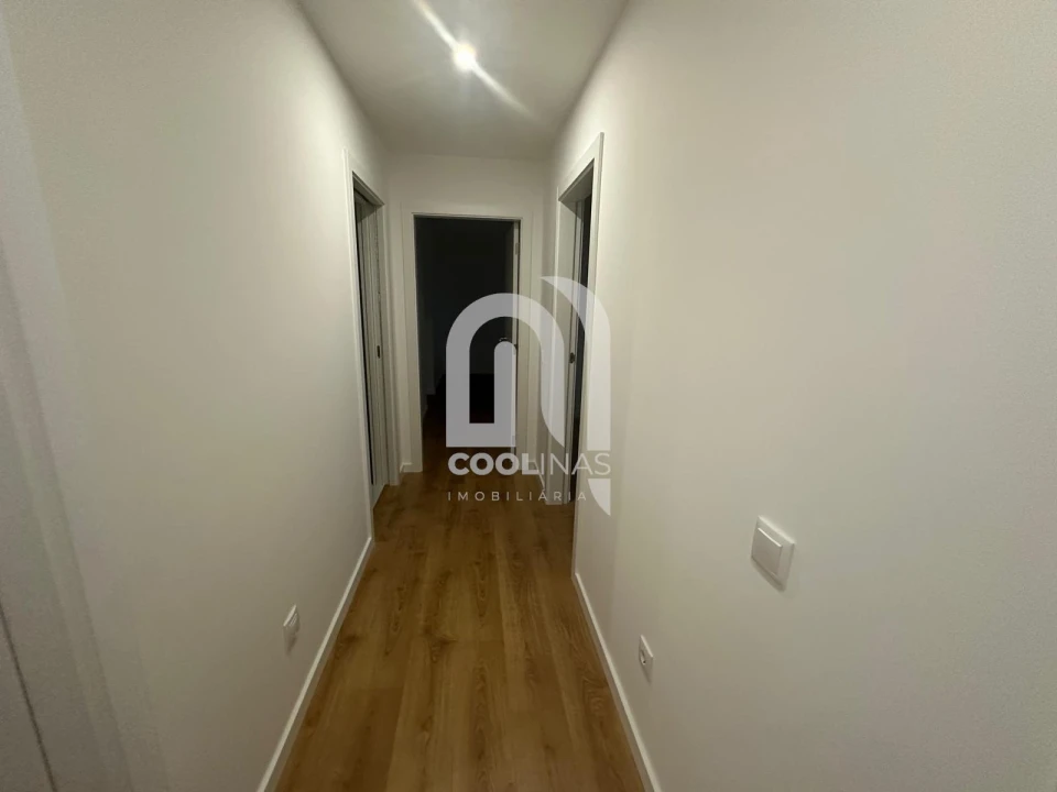 Apartamento T3 para Venda em Amora Foto 9