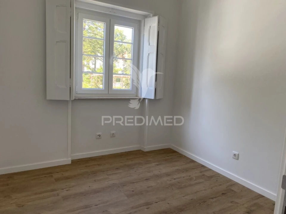 Moradia T3 para Venda em São Francisco da Serra Foto 8