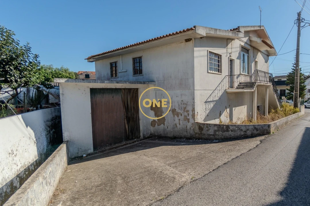 Prédio para Venda em Milharado Foto 3