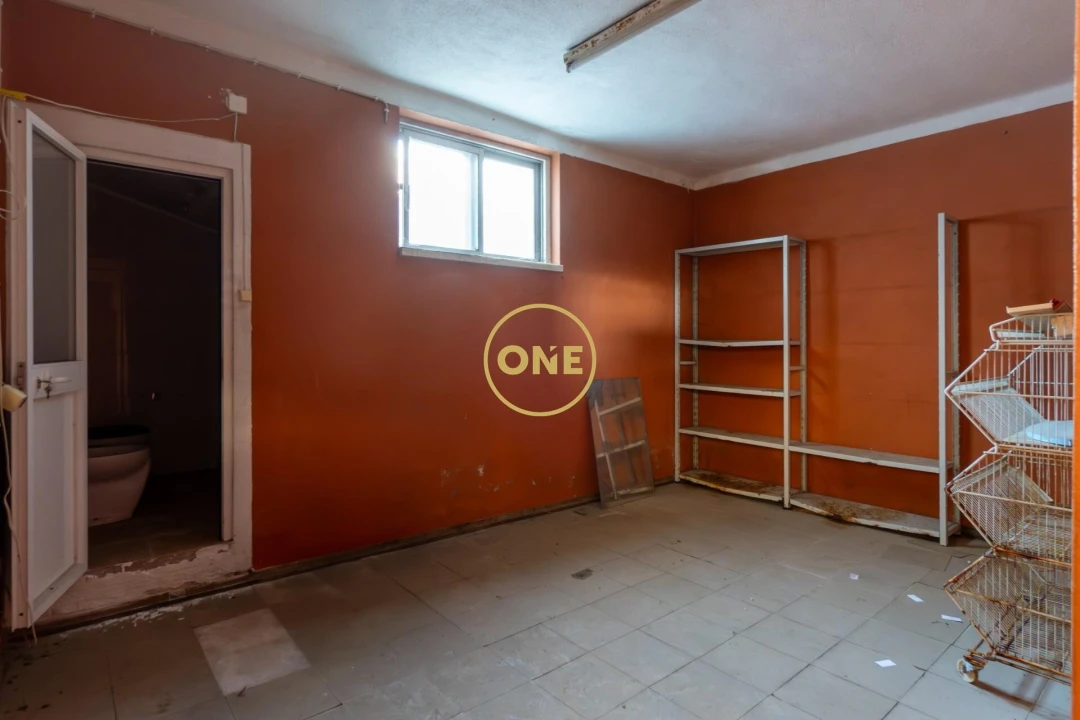 Prédio para Venda em Milharado Foto 38