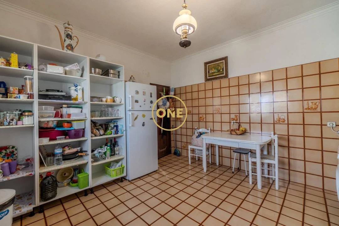 Prédio para Venda em Milharado Foto 27