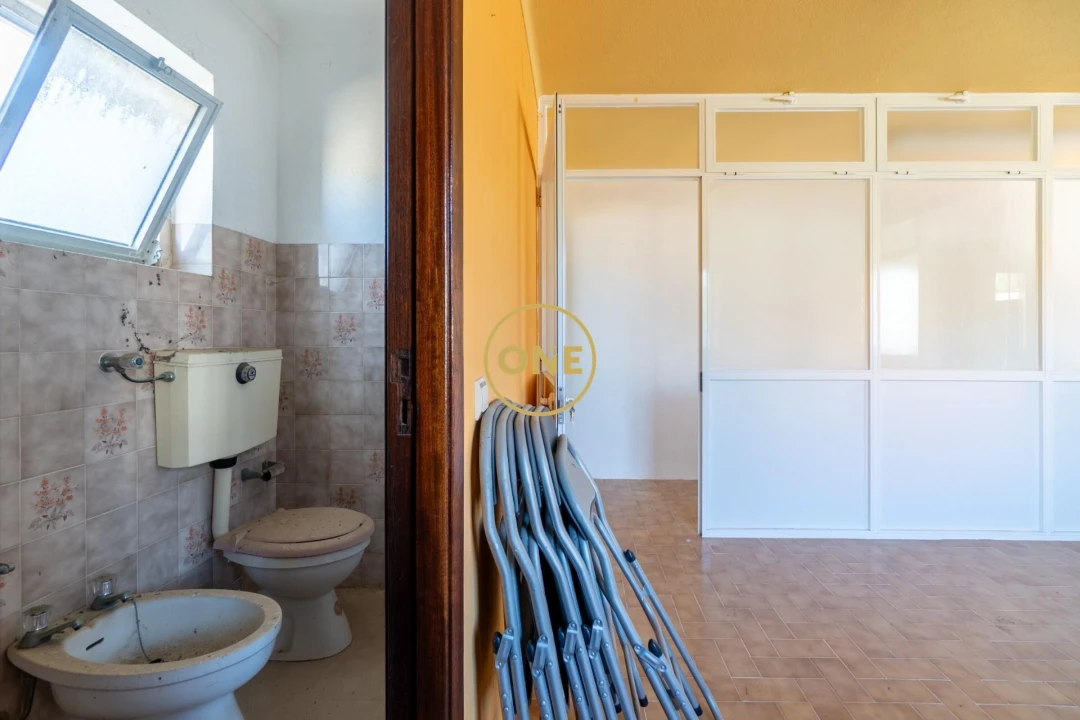 Prédio para Venda em Milharado Foto 51