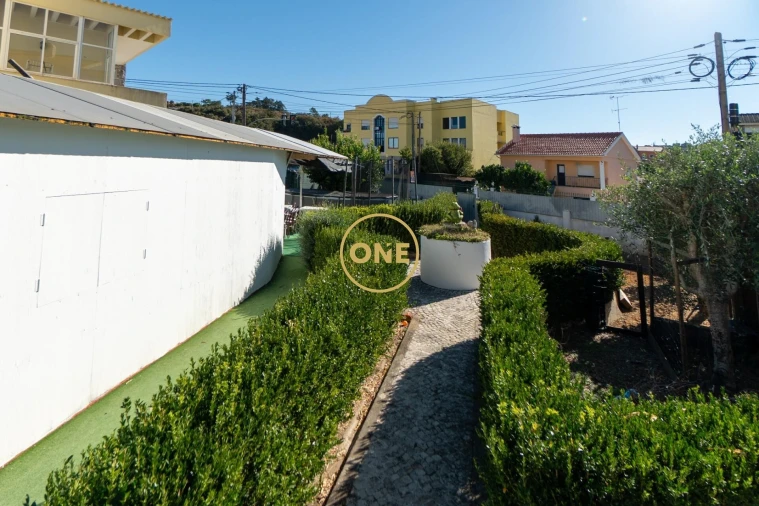 Prédio para Venda em Milharado Foto 9