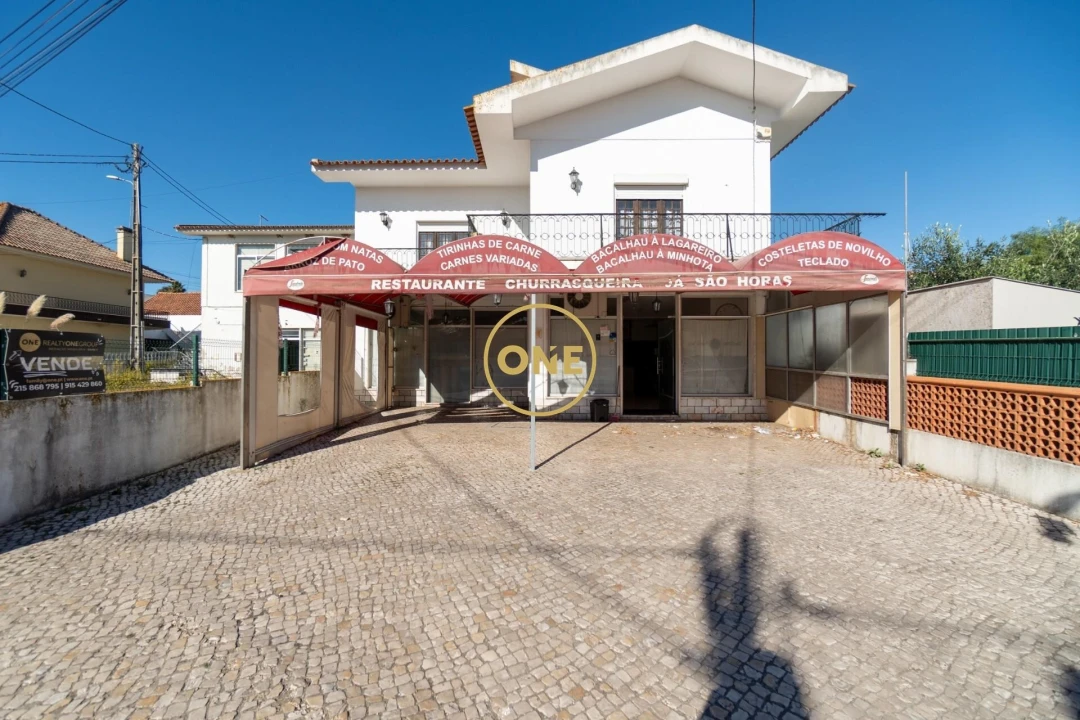 Prédio para Venda em Milharado Foto 1