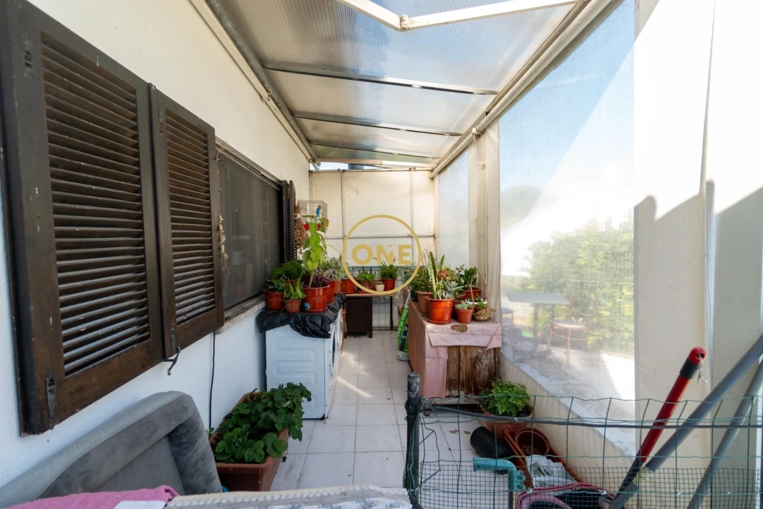 Prédio para Venda em Milharado Foto 28