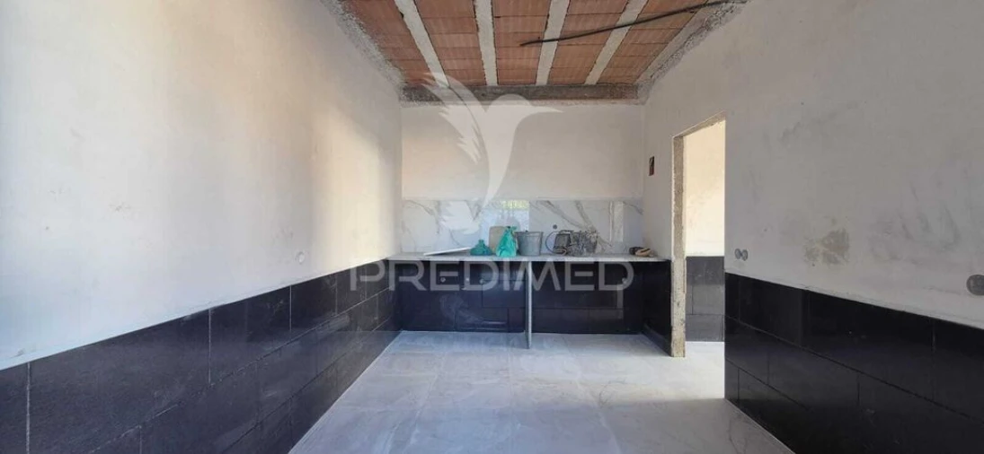 Moradia T4 para Venda em Palmeira Foto 6