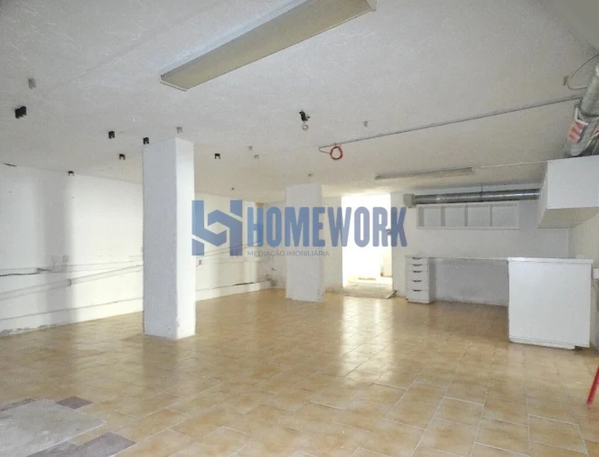 Loja para Venda em Loures Foto 11