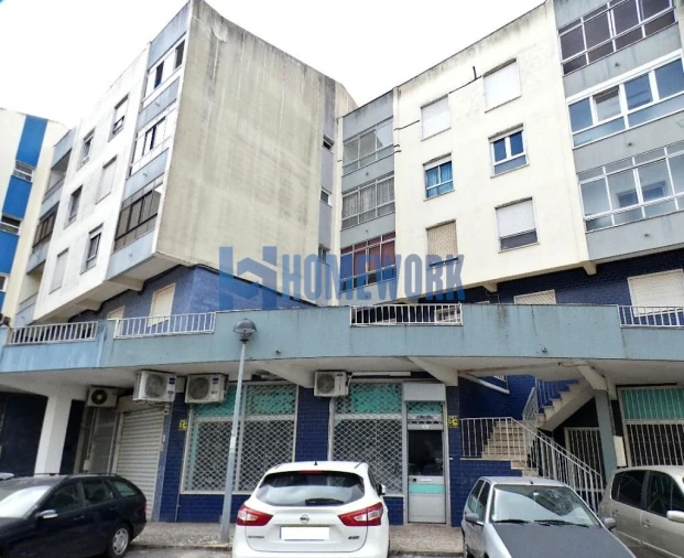 Loja para Venda em Loures Foto 2