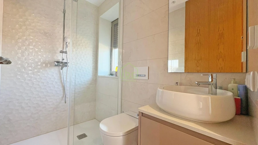 Moradia T4 para Venda em Póvoa de Varzim, Beiriz e Argivai Foto 13