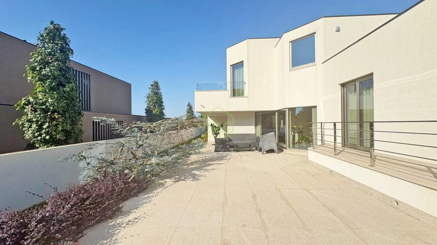 Moradia T4 para Venda em Póvoa de Varzim, Beiriz e Argivai Foto 21