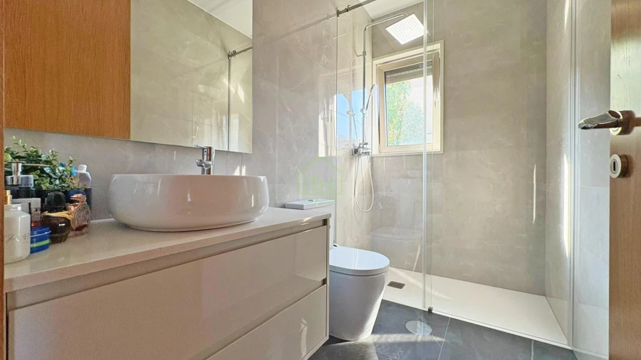 Moradia T4 para Venda em Póvoa de Varzim, Beiriz e Argivai Foto 17