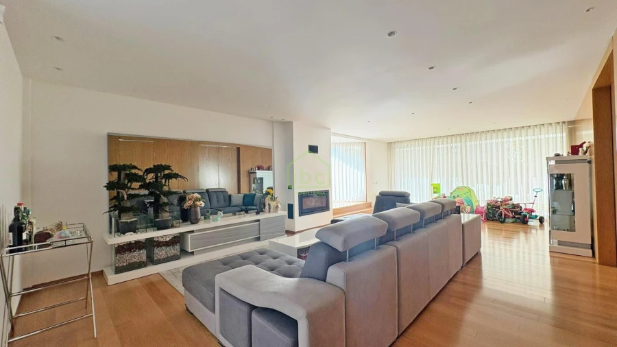 Moradia T4 para Venda em Póvoa de Varzim, Beiriz e Argivai Foto 4