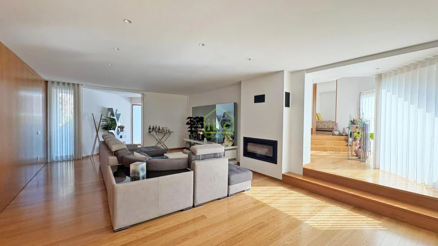 Moradia T4 para Venda em Póvoa de Varzim, Beiriz e Argivai Foto 10