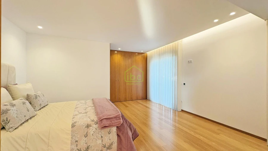 Moradia T4 para Venda em Póvoa de Varzim, Beiriz e Argivai Foto 32