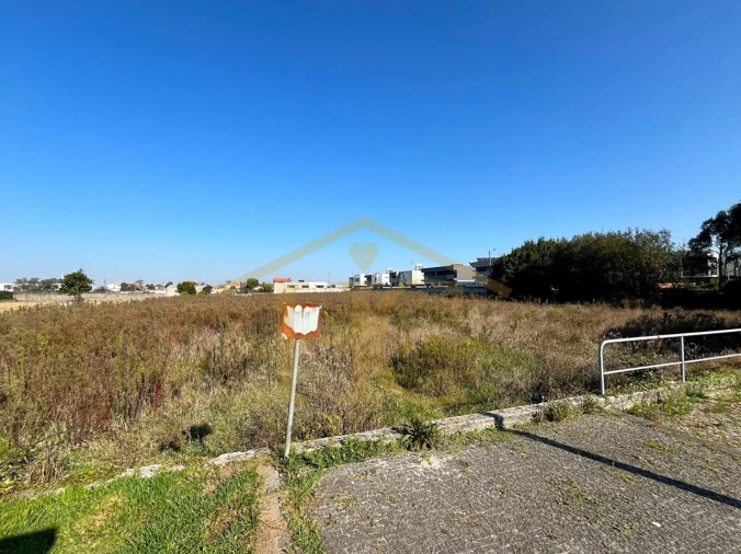 Terreno para Venda em Aguçadoura e Navais Foto 3