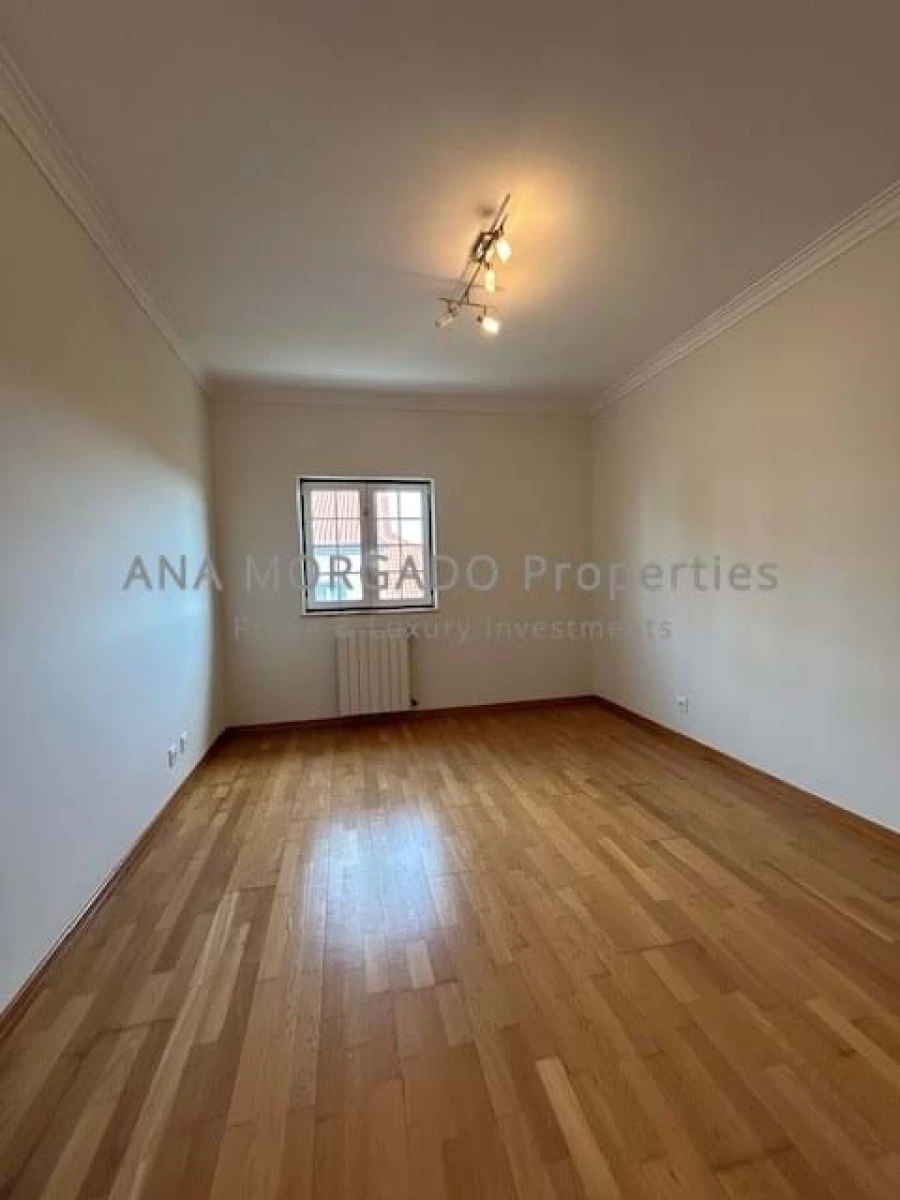 Apartamento T3 para Arrendamento em Agualva e Mira-Sintra Foto 18