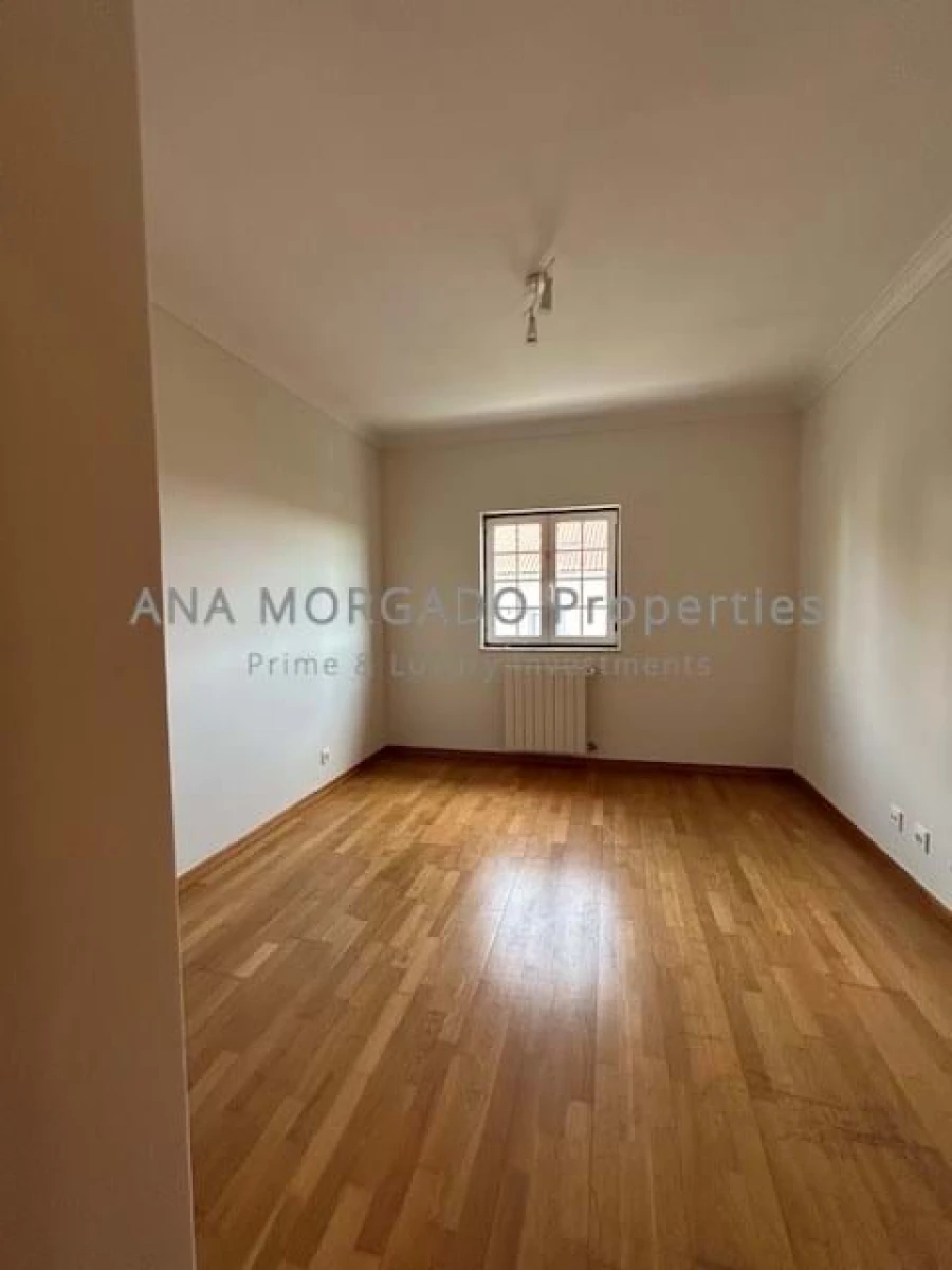 Apartamento T3 para Arrendamento em Agualva e Mira-Sintra Foto 17