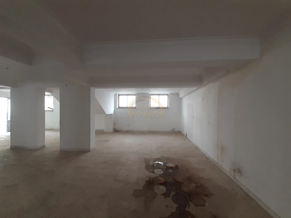 Negócio para Venda em Agualva e Mira-Sintra Foto 2