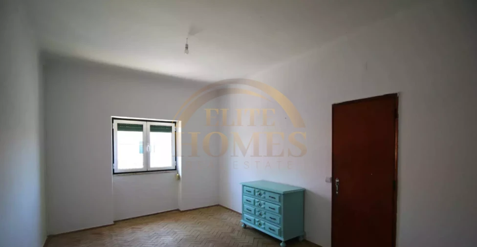 Moradia T5 para Venda em Golegã Foto 14