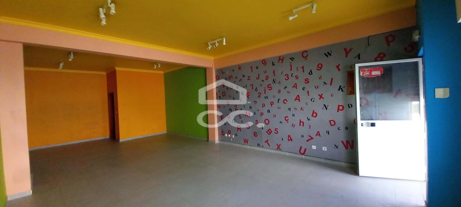 Negócio para Arrendamento em Beja (Santiago Maior e São João Baptista) Foto 2