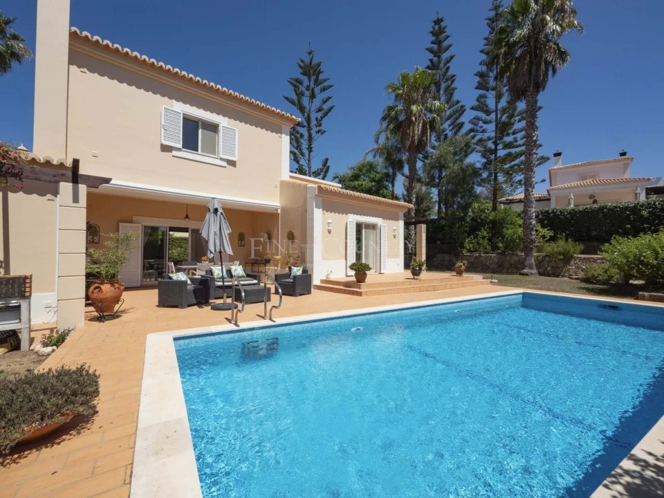 Moradia T3 para Venda em Estômbar e Parchal Foto 25