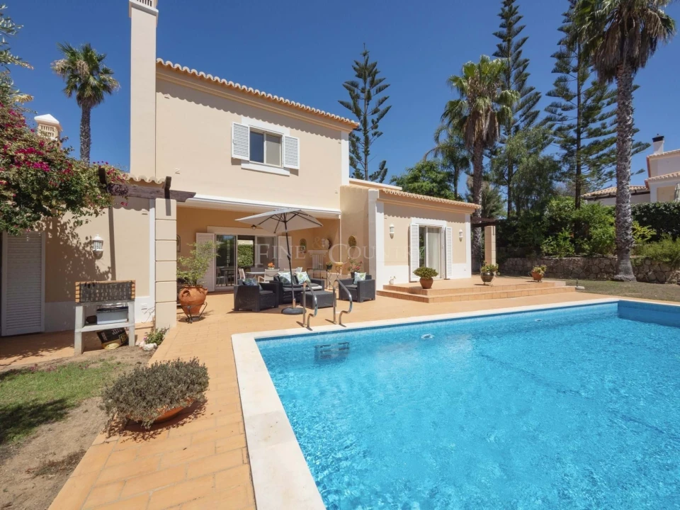 Moradia T3 para Venda em Estômbar e Parchal Foto 24