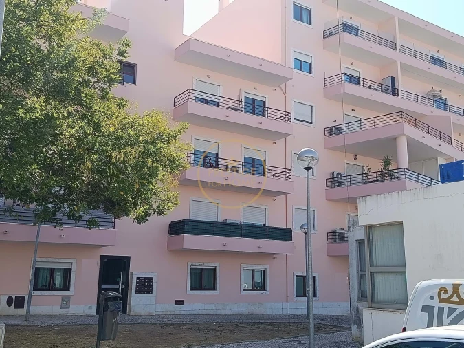 Apartamento T2 para Venda em Loule (São Clemente) Foto 3