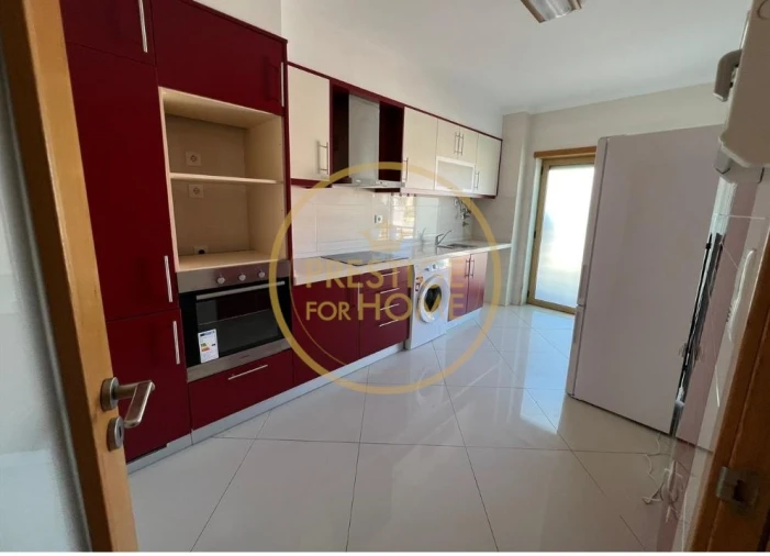 Apartamento T2 para Venda em Loule (São Clemente) Foto 10