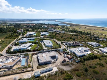 Moradia T5 para Venda em Odiaxere