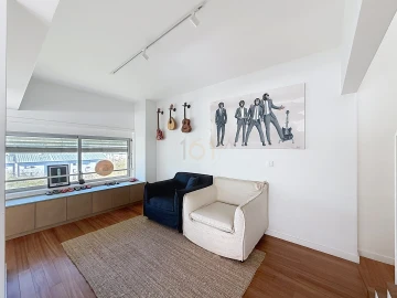 Apartamento T4 para Venda em Lordelo do Ouro e Massarelos
