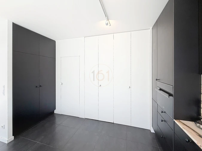 Apartamento T4 para Venda em Lordelo do Ouro e Massarelos Foto 8