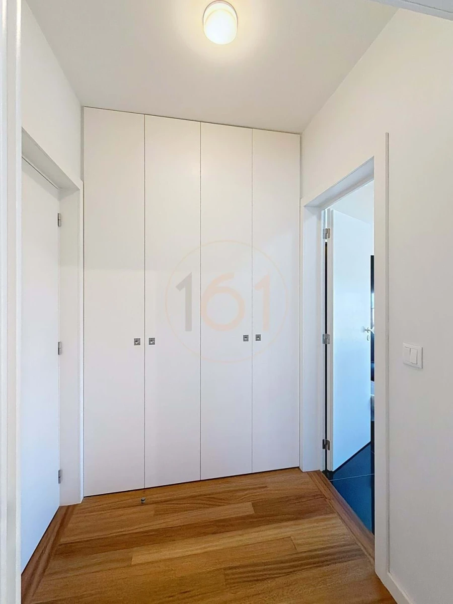 Apartamento T4 para Venda em Lordelo do Ouro e Massarelos Foto 25