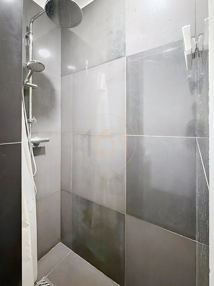 Apartamento T4 para Venda em Lordelo do Ouro e Massarelos Foto 37