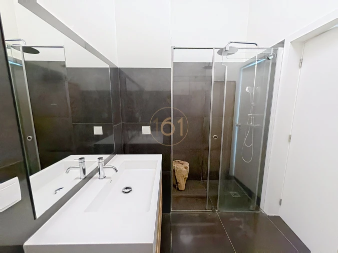 Apartamento T4 para Venda em Lordelo do Ouro e Massarelos Foto 20