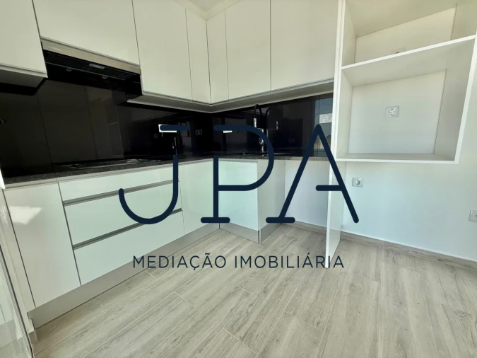 Apartamento T2 para Venda em Altura Foto 2