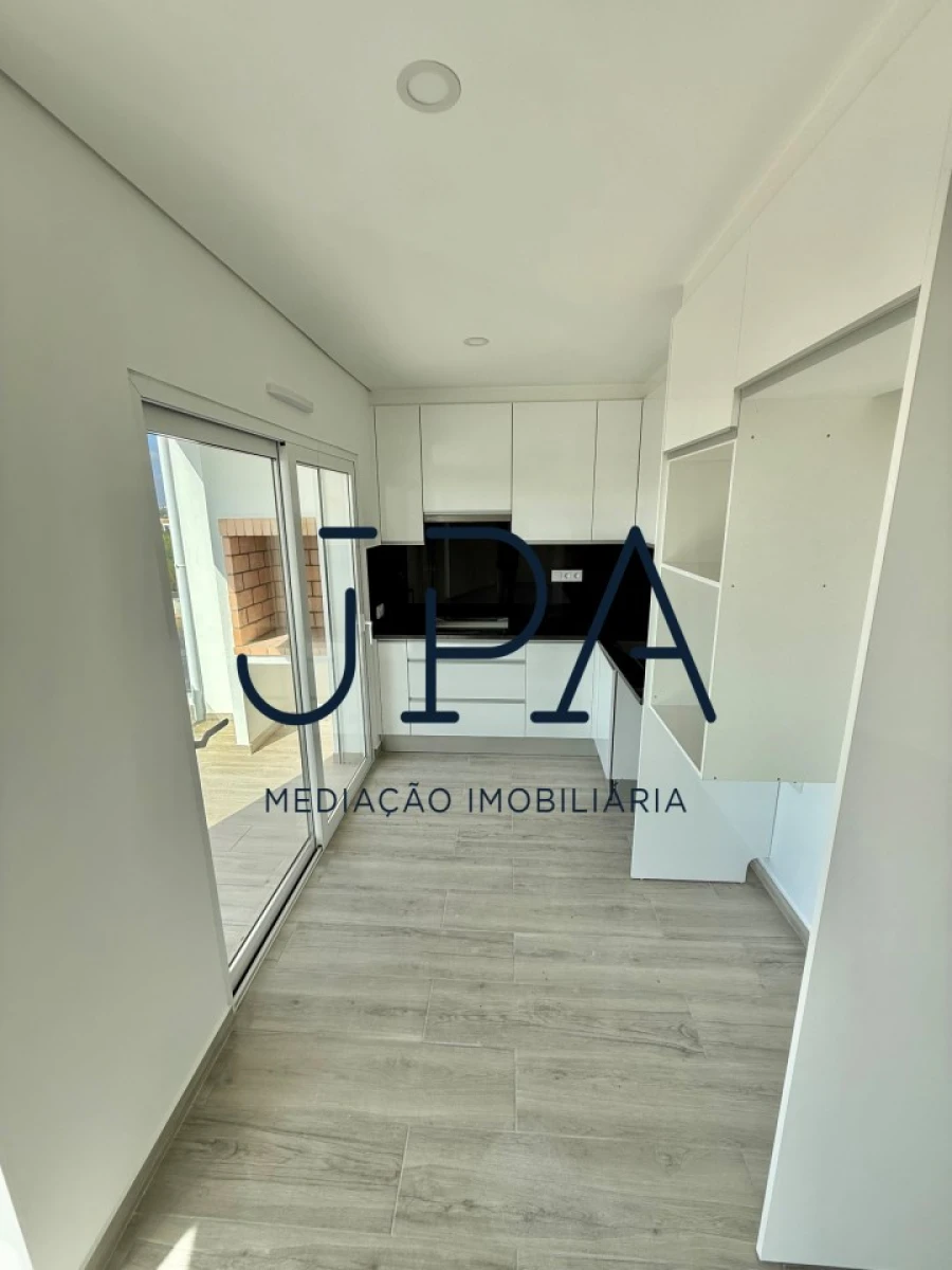 Apartamento T2 para Venda em Altura Foto 5
