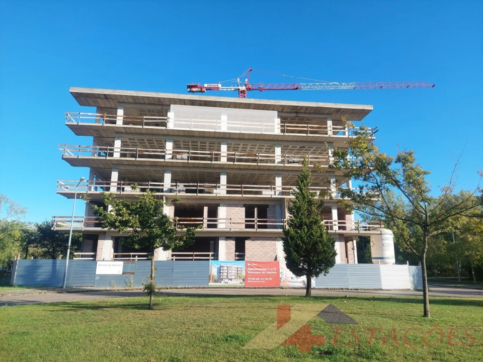 Apartamento T2 para Venda em Pombal Foto 1