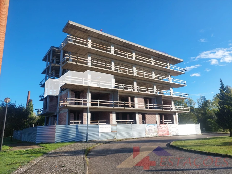 Apartamento T2 para Venda em Pombal Foto 1