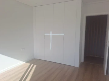Moradia T4 para Venda em Charneca de Caparica e Sobreda
