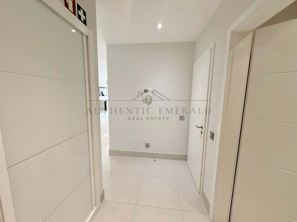 Apartamento T2 para Venda em Quarteira Foto 3