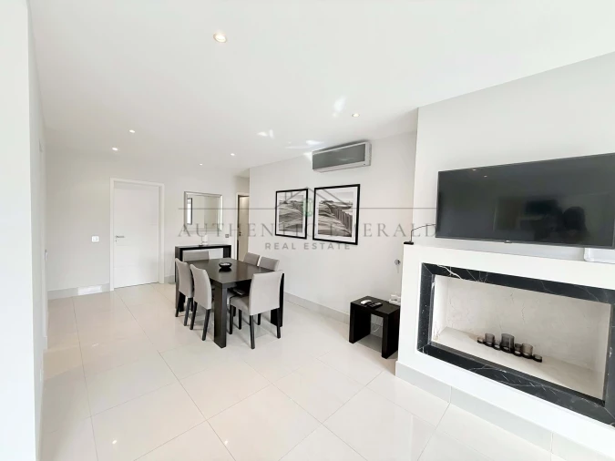 Apartamento T2 para Venda em Quarteira Foto 8
