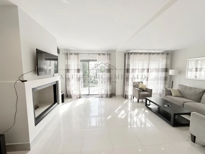 Apartamento T2 para Venda em Quarteira Foto 9