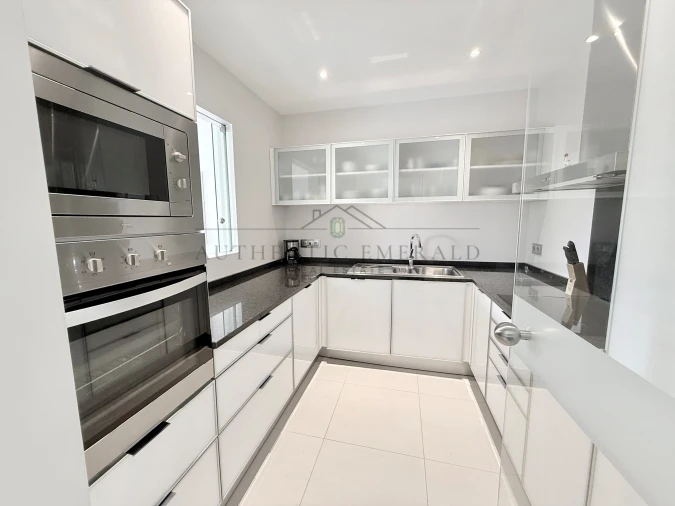 Apartamento T2 para Venda em Quarteira Foto 13