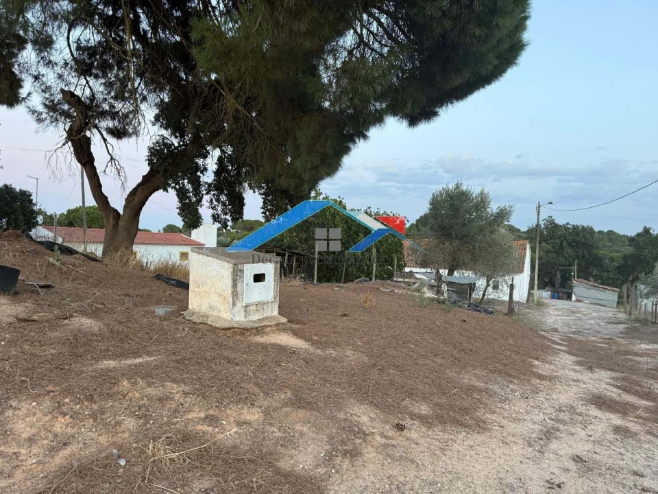 Moradia T2 para Venda em Couço Foto 4