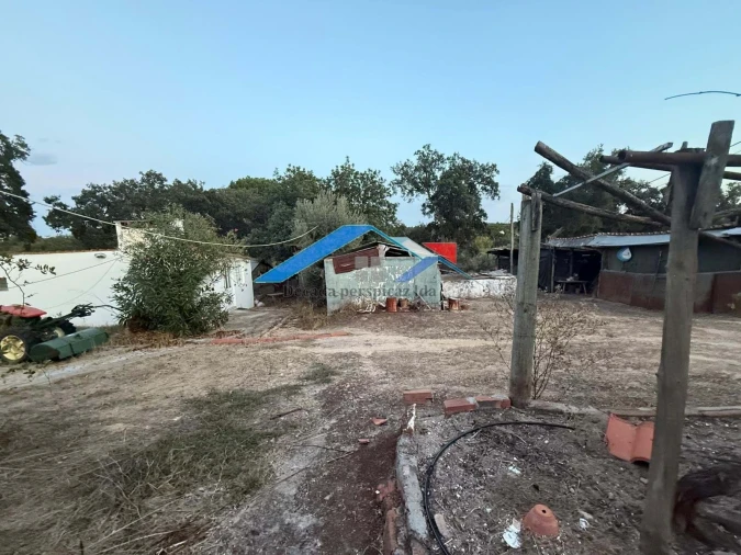 Moradia T2 para Venda em Couço Foto 6